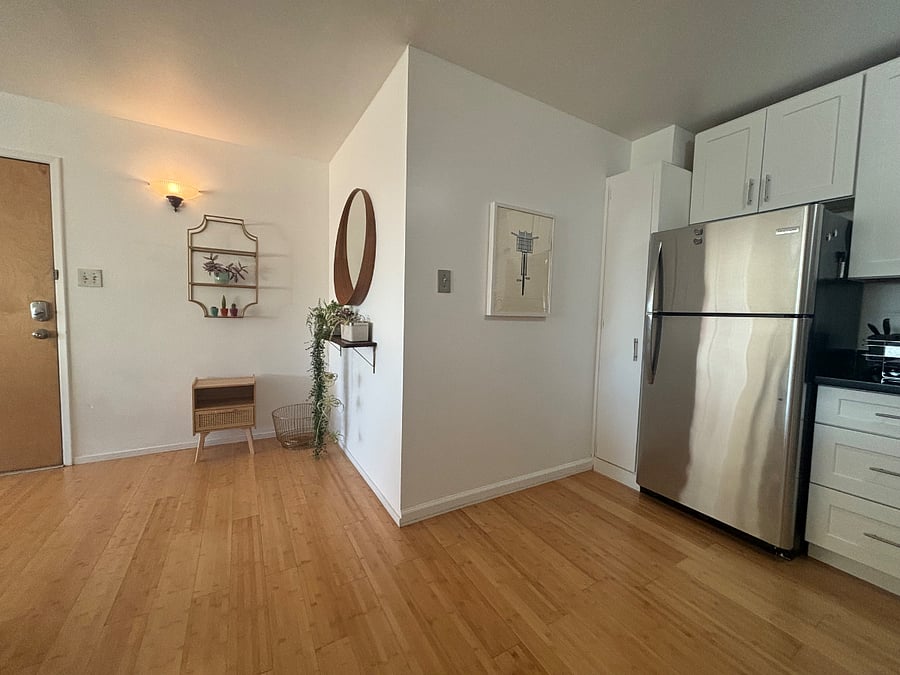 Entry, kitchen