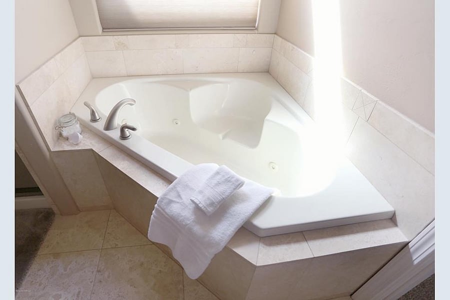 Primary Bathtub Jacuzzi tub