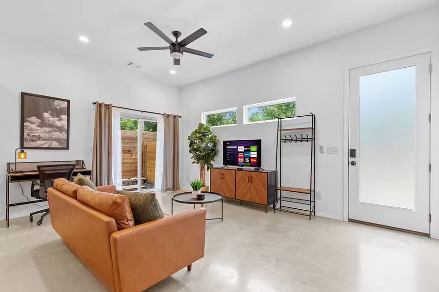 Furnished Finder property 868943_1 photo 3