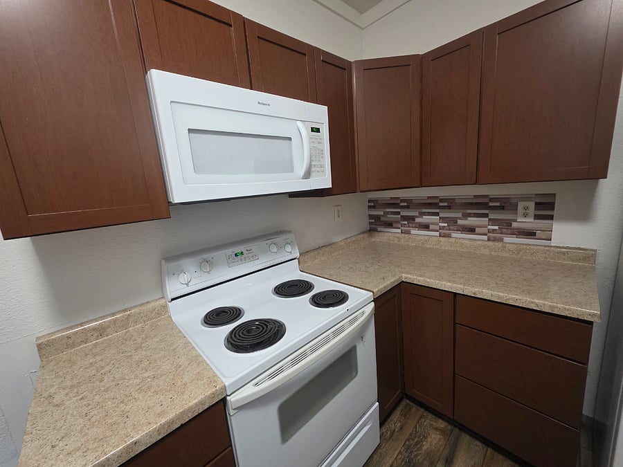 Furnished Finder property 868947_1 photo 3