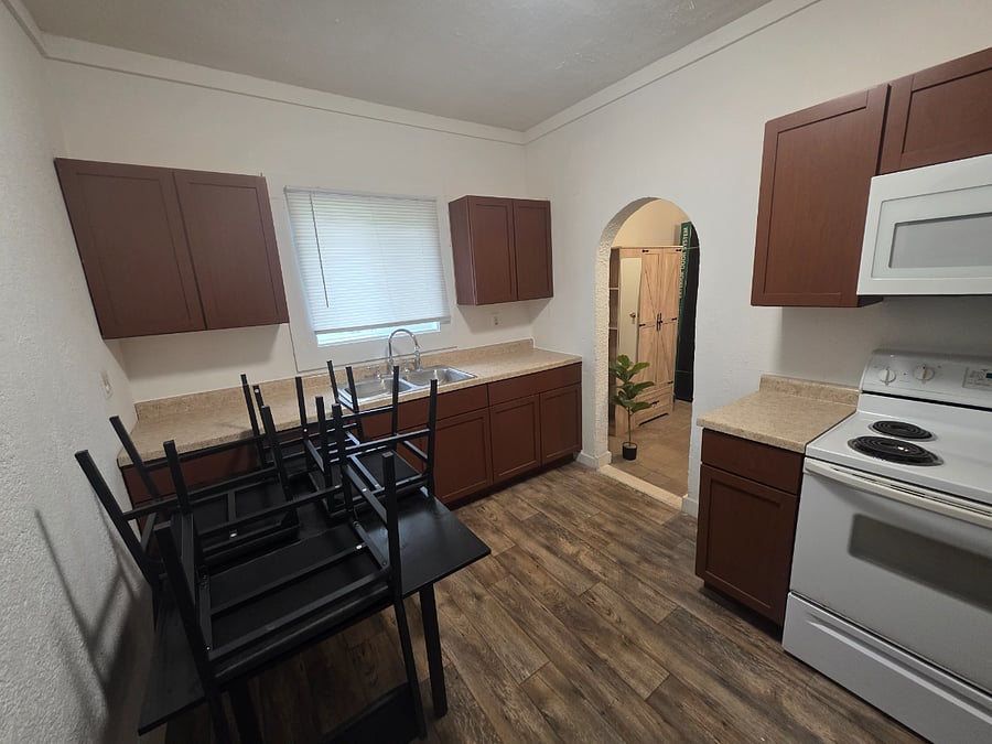 Furnished Finder property 868947_1 photo 4