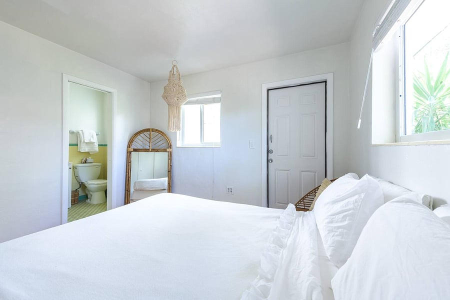 Queen Size room with ensuite