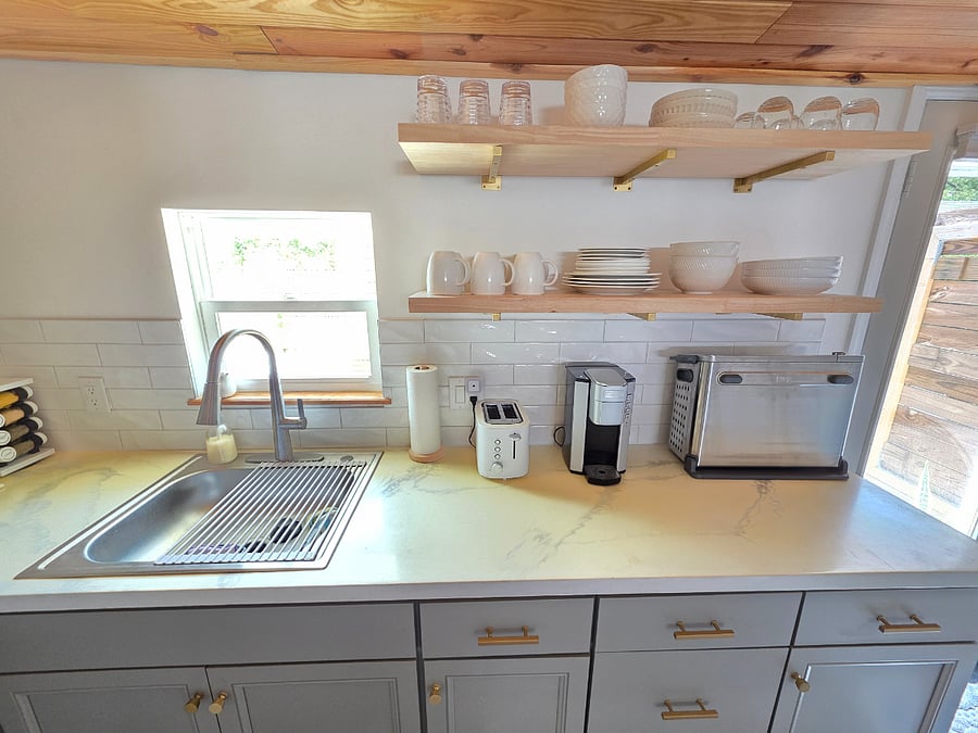 Kitchen sink has disposal