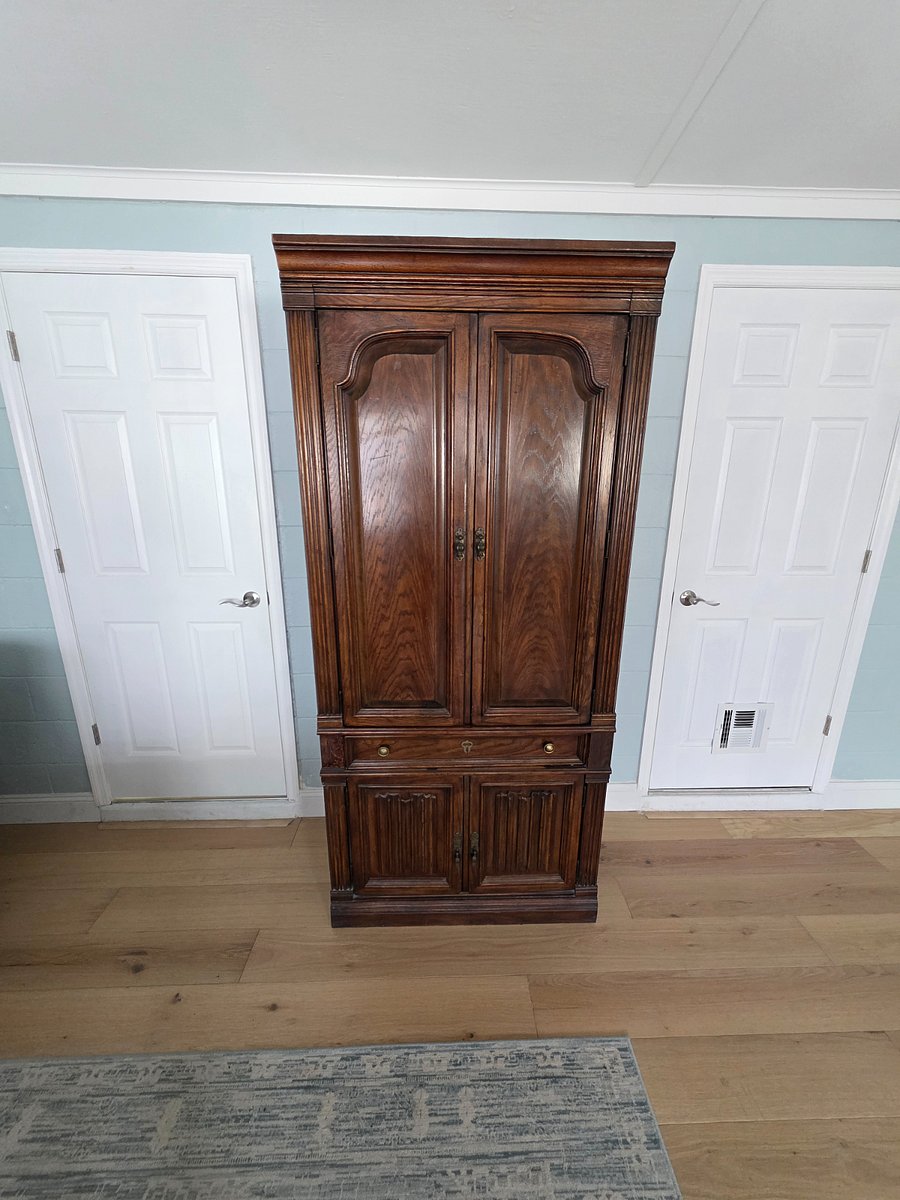 Linen closet and extra storage, unneeded items can be removed