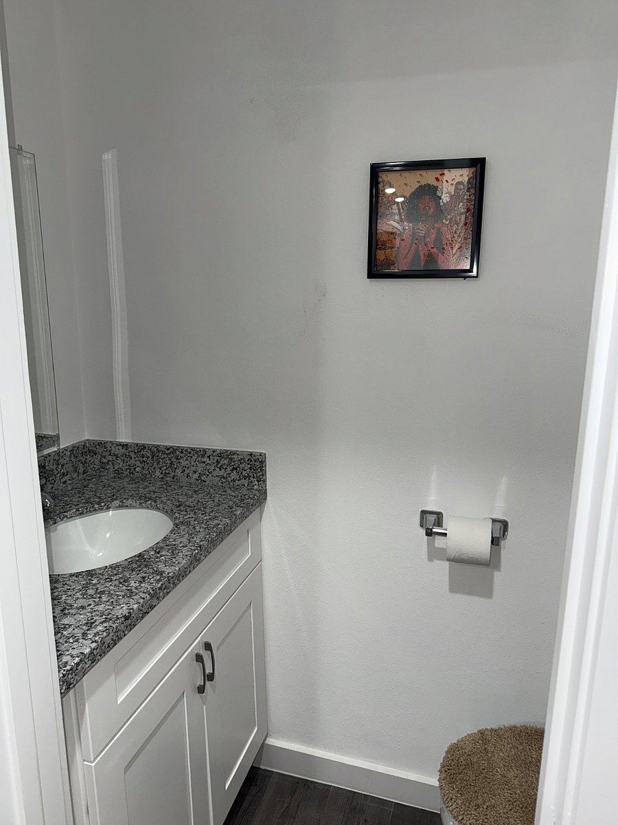 Furnished Finder property 869102_1 photo 13