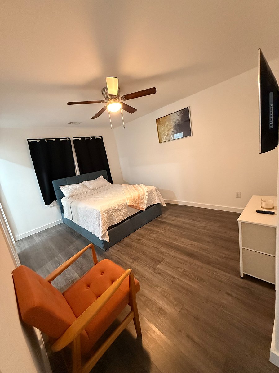 Furnished Finder property 869102_1 photo 15