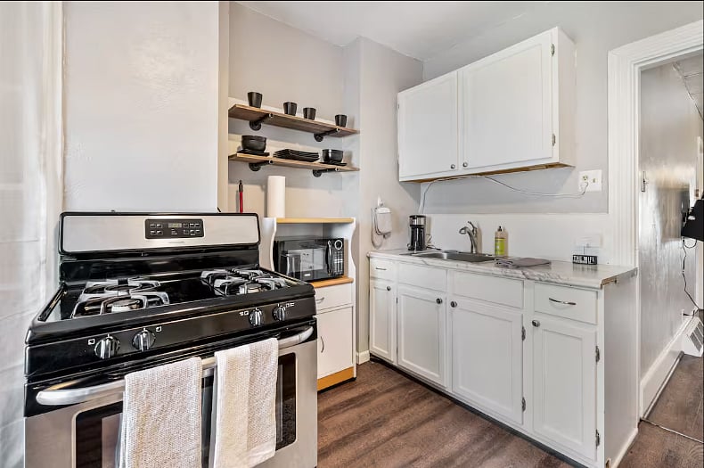 Furnished Finder property 869104_1 photo 11