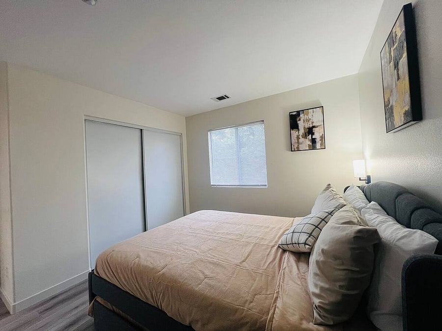 Furnished Finder property 869110_1 photo 15