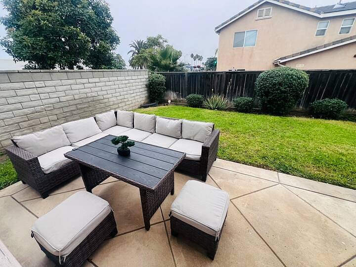 Furnished Finder property 869110_1 photo 38