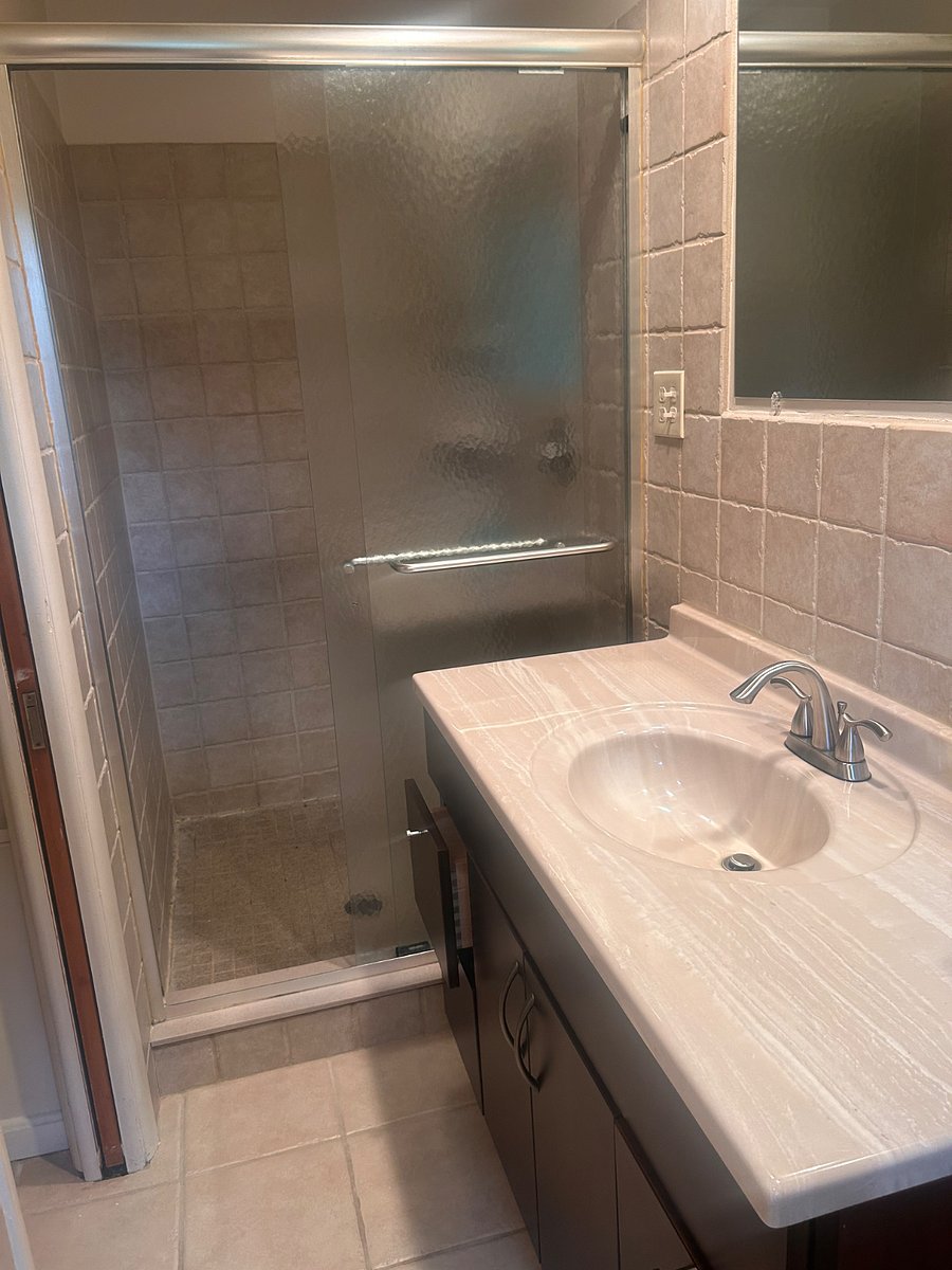 Furnished Finder property 869122_1 photo 3