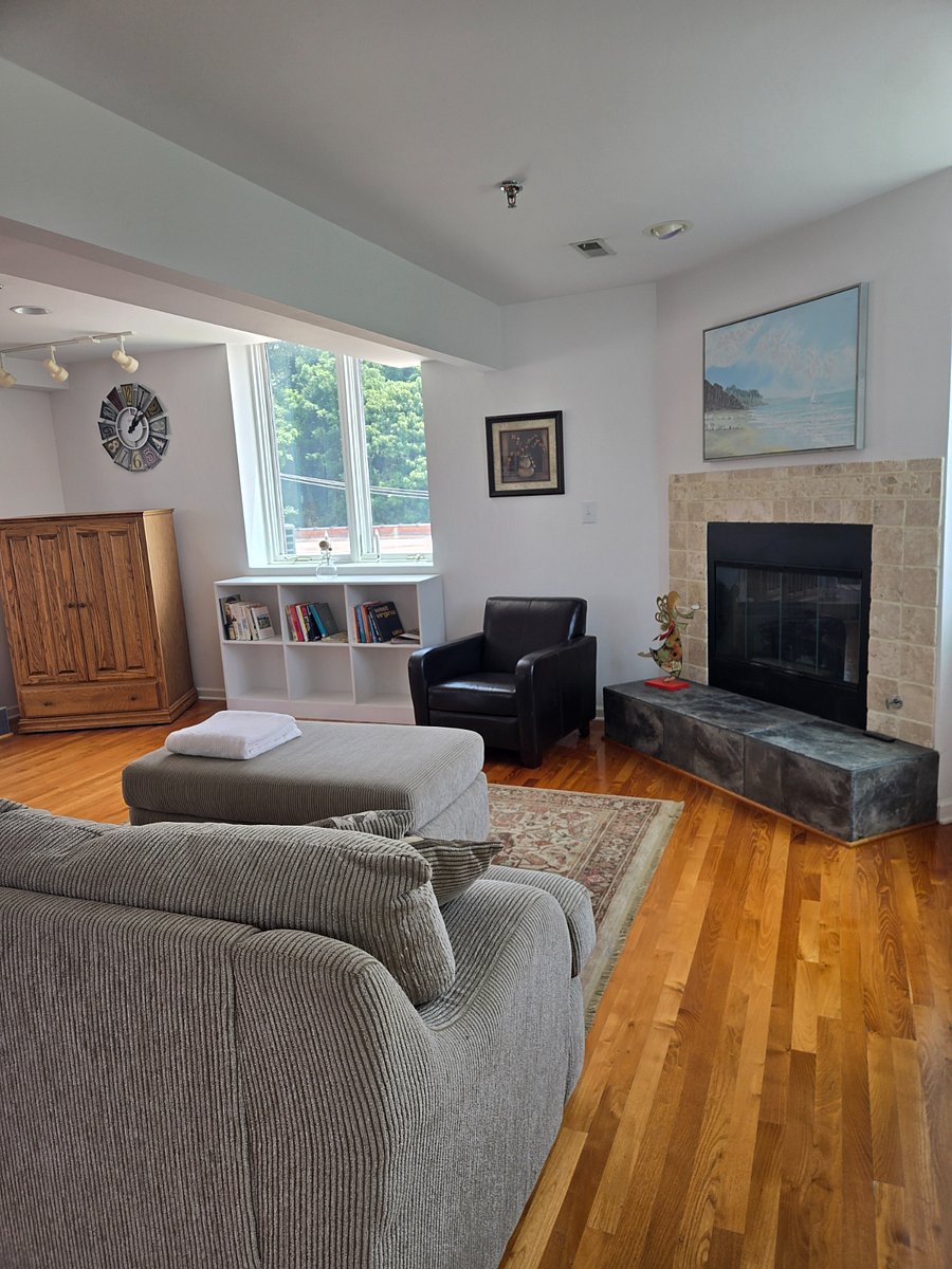Furnished Finder property 869123_1 photo 3