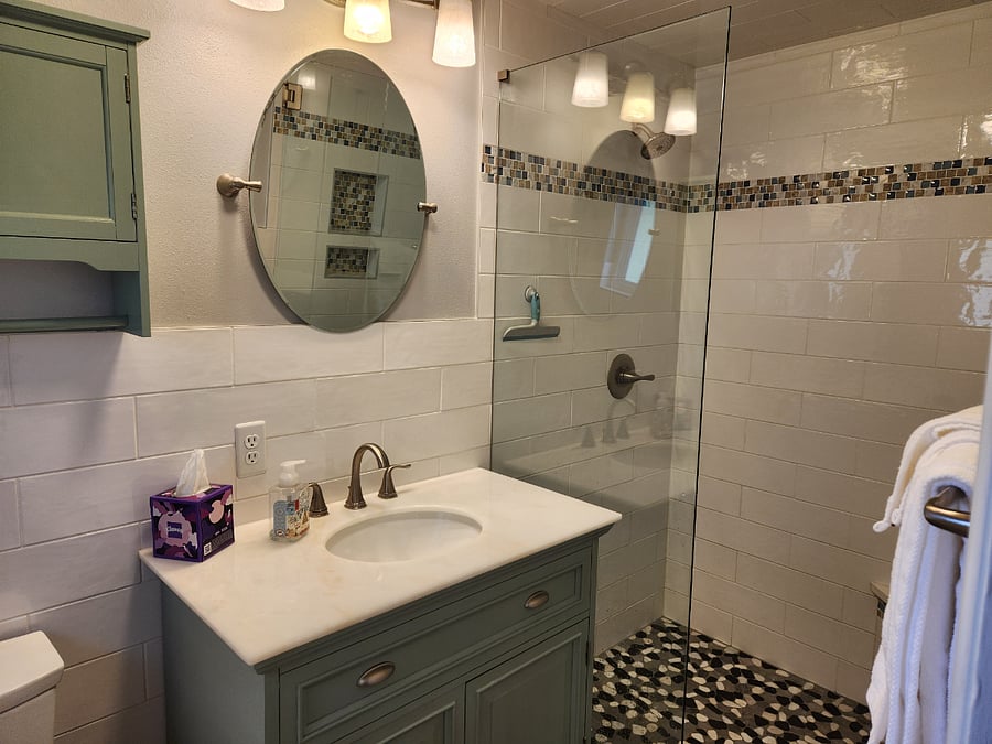 Ensuite bathroom