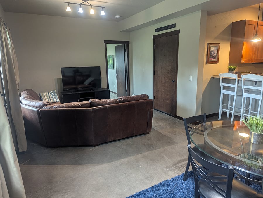 Furnished Finder property 869224_1 photo 4