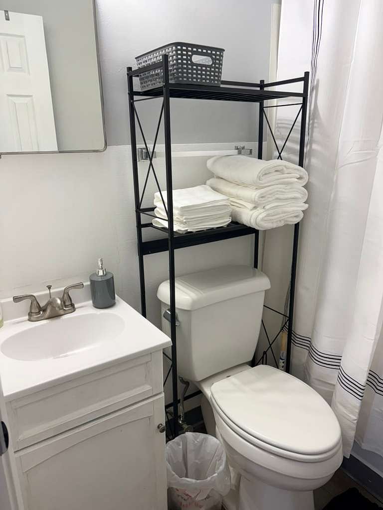 Furnished Finder property 869238_2 photo 8