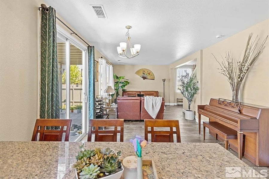 Furnished Finder property 869239_1 photo 8
