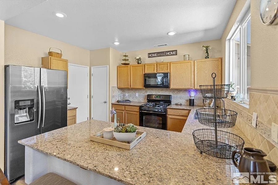 Furnished Finder property 869239_1 photo 6