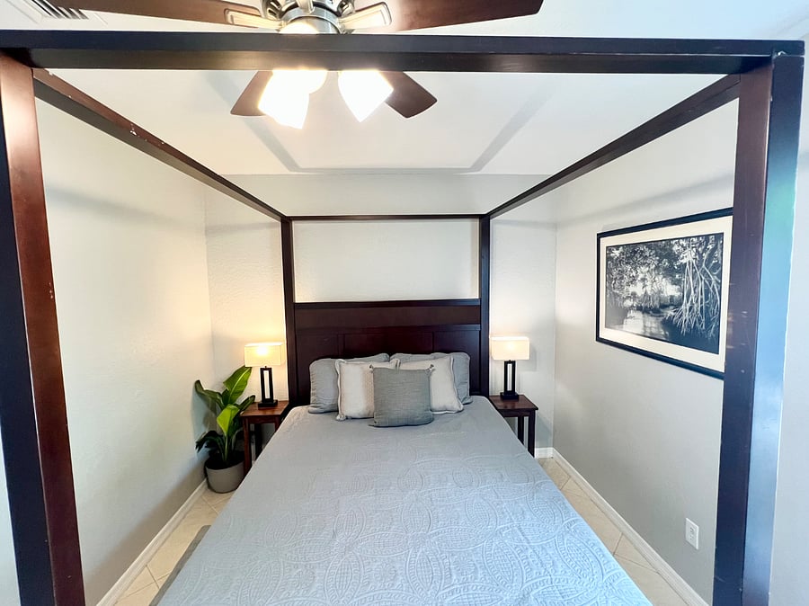 Bedroom 3 - Queen Bed