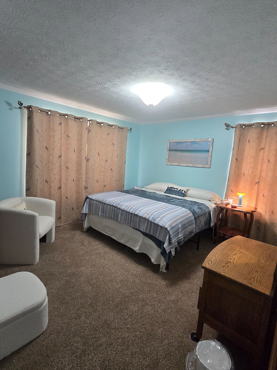 Furnished Finder property 869280_1 photo 3