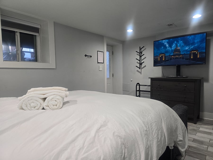 Furnished Finder property 869299_1 photo 12