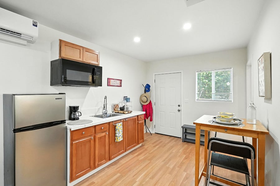 Furnished Finder property 869306_1 photo 11