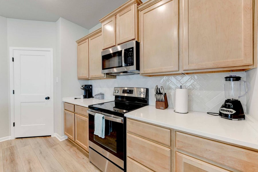 Furnished Finder property 869311_1 photo 2