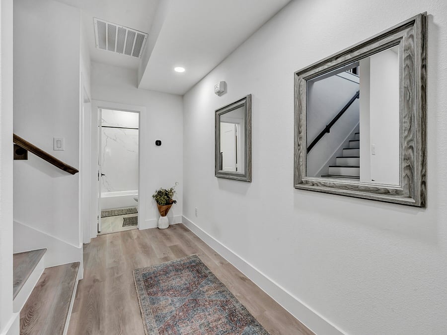 Furnished Finder property 869395_1 photo 11