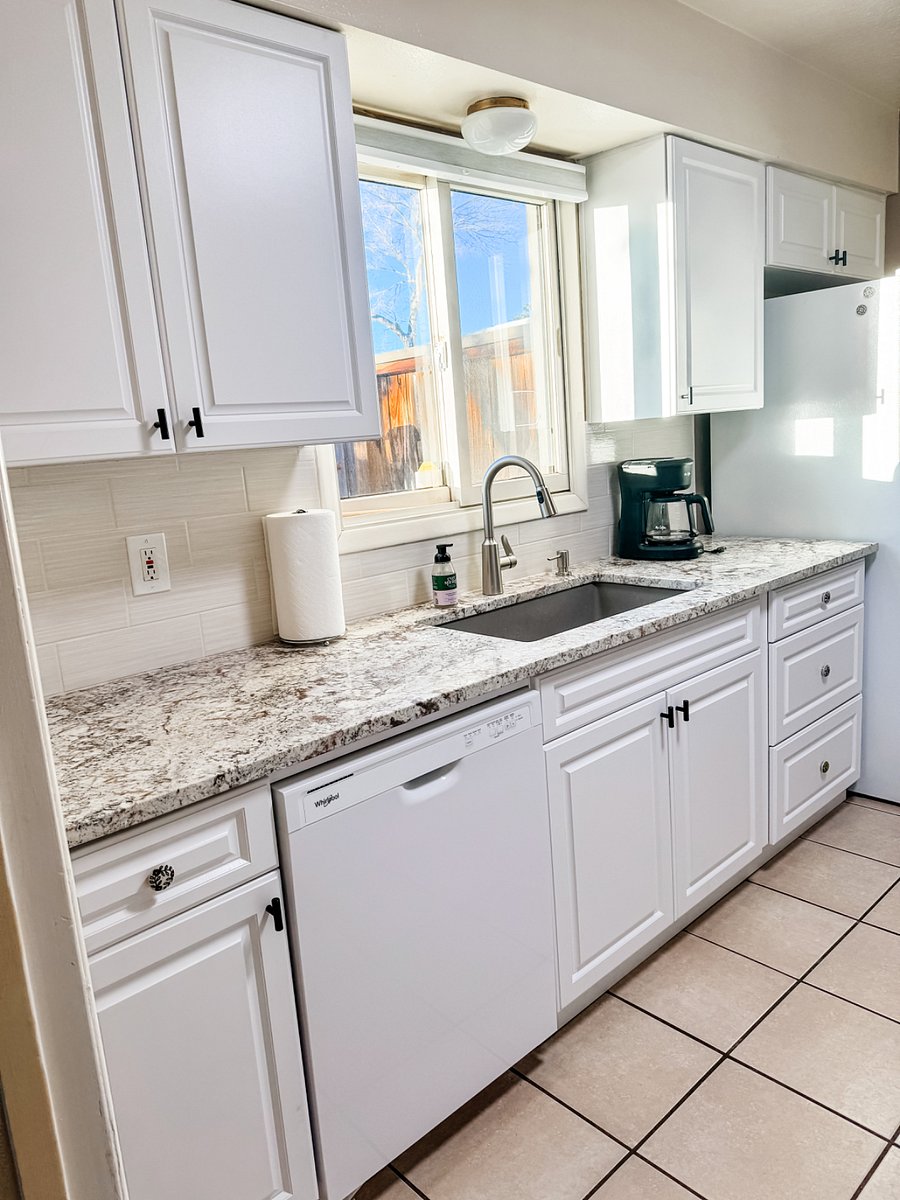 Fully updated kitchen