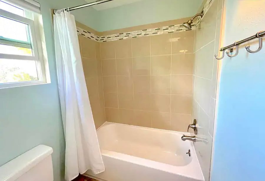 Shared bath/shower