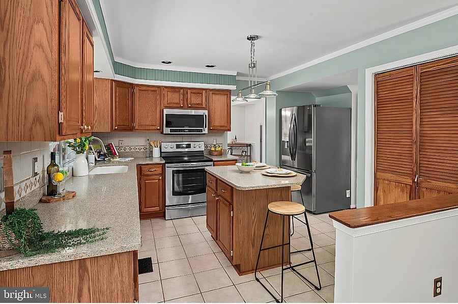 Furnished Finder property 869518_1 photo 18