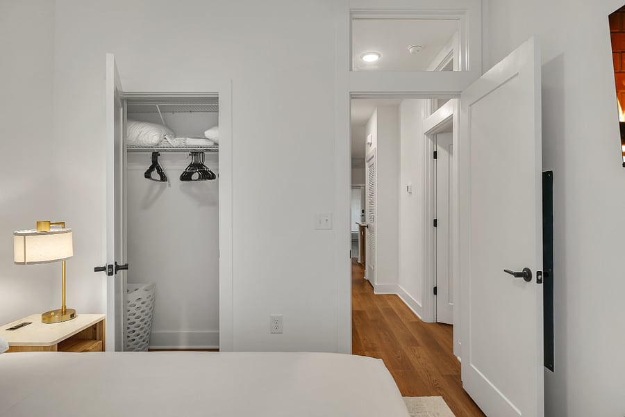 Furnished Finder property 869556_1 photo 23