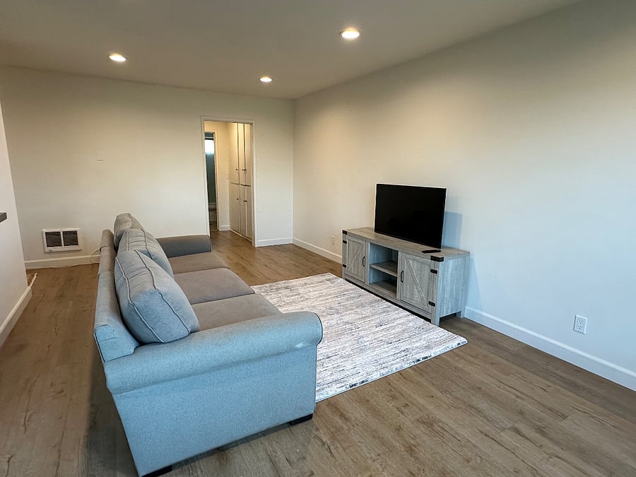 Furnished Finder property 869558_1 photo 13
