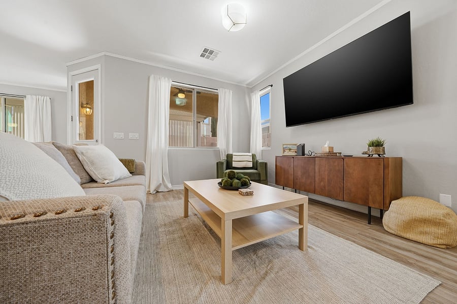 Living room with 75 smart TV