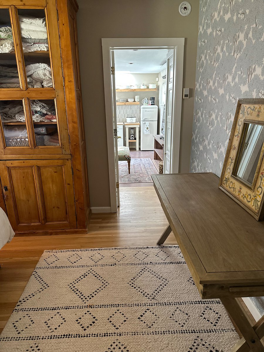 Furnished Finder property 869619_1 photo 6