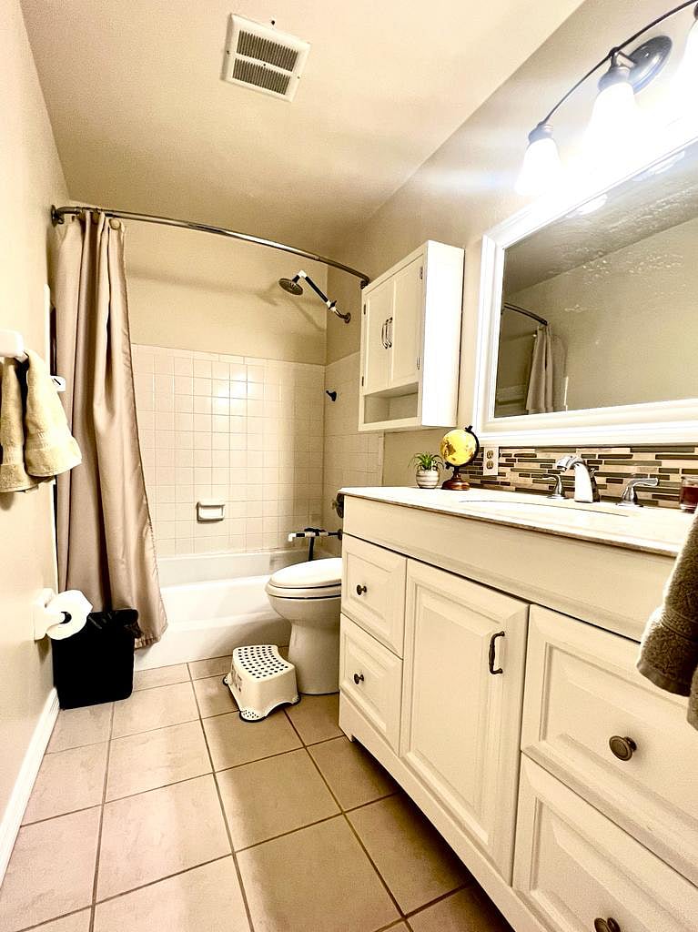 Furnished Finder property 869655_1 photo 11