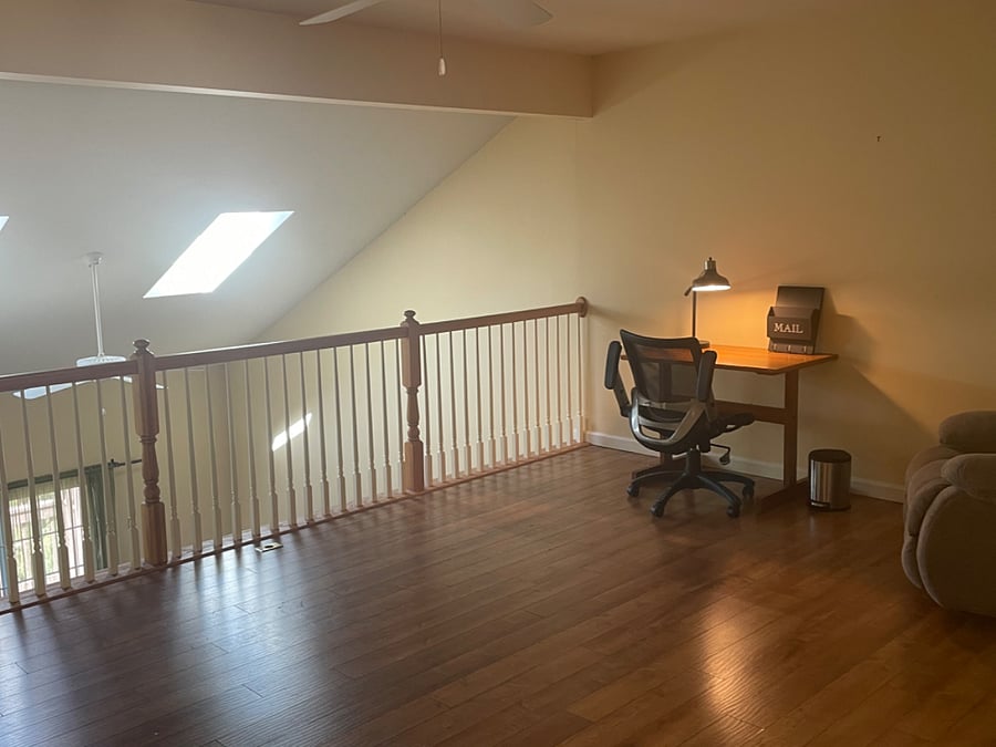 Loft, 2nd floor, working office area 