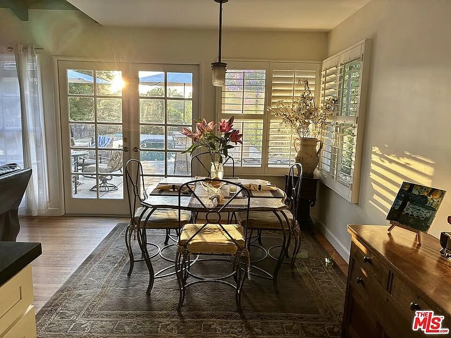 Furnished Finder property 869660_1 photo 4
