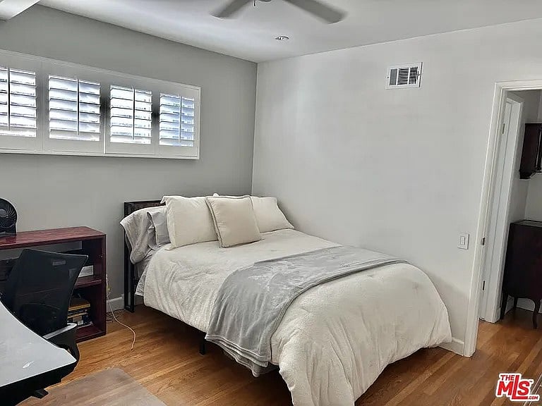 Furnished Finder property 869660_1 photo 24