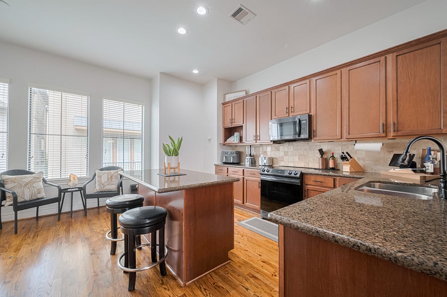 Furnished Finder property 869671_1 photo 2