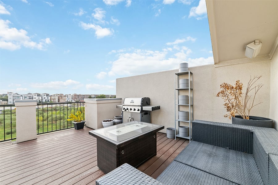 Furnished Finder property 869671_1 photo 1