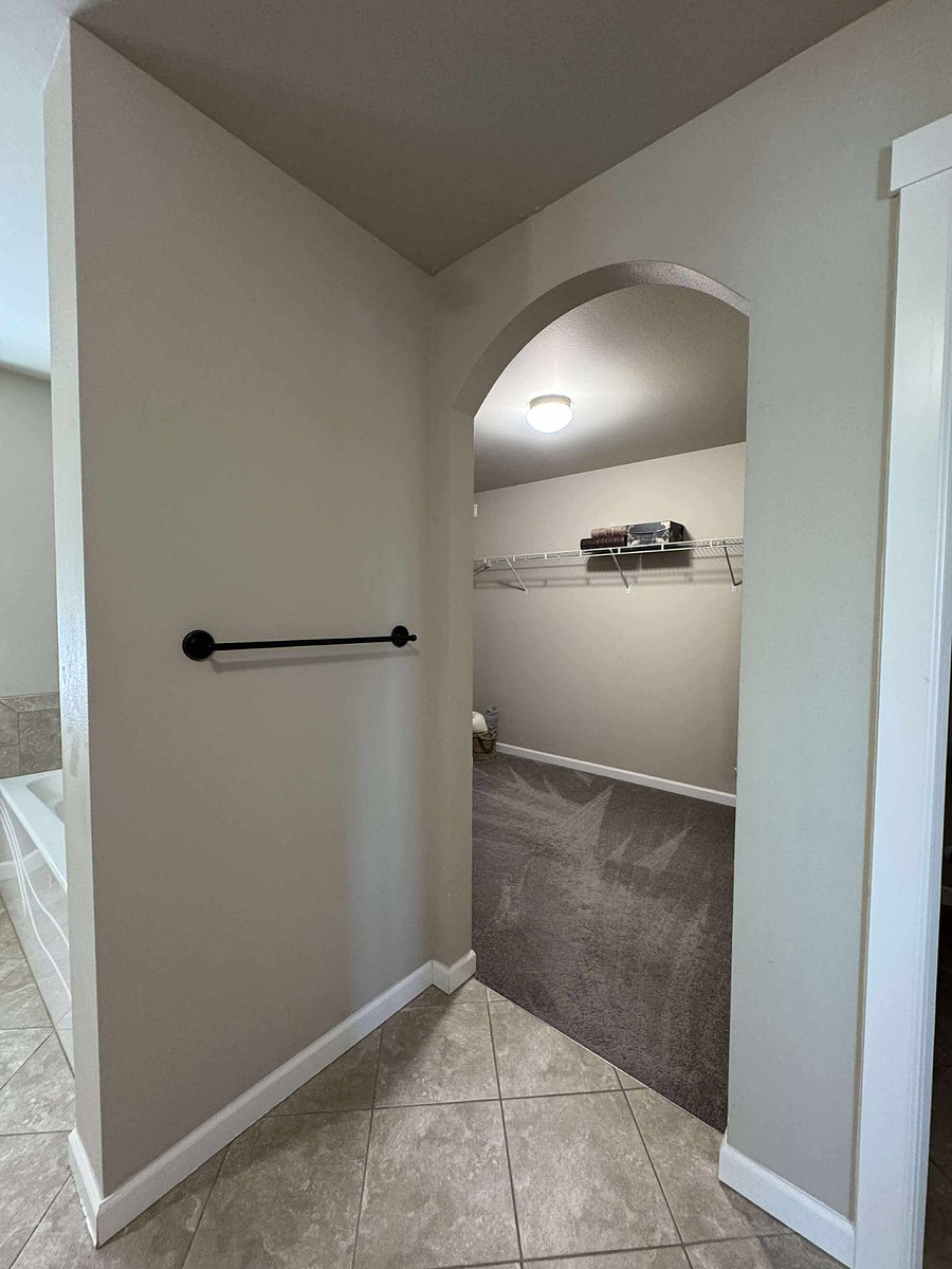 Furnished Finder property 869719_1 photo 21