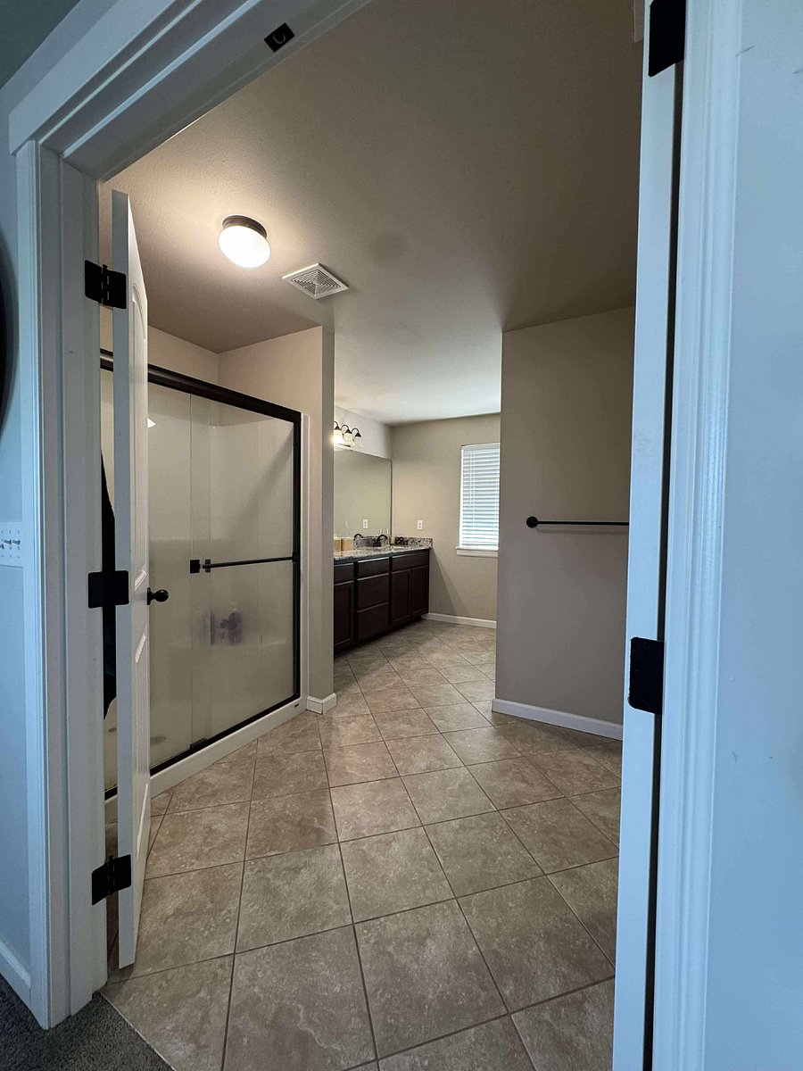 Furnished Finder property 869719_1 photo 19