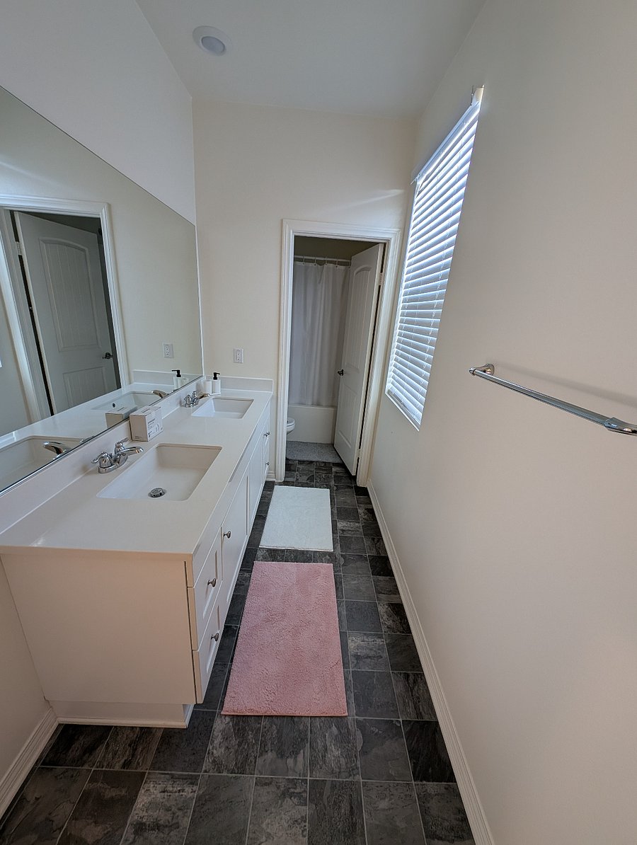 Furnished Finder property 869731_1 photo 4