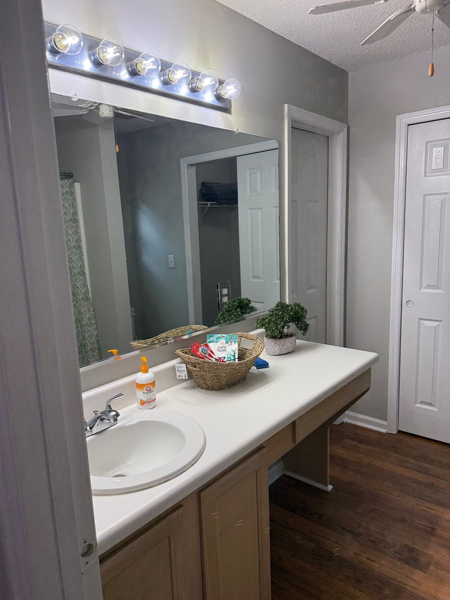 Furnished Finder property 869739_1 photo 3