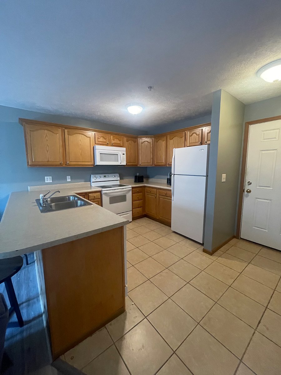Furnished Finder property 869753_1 photo 4