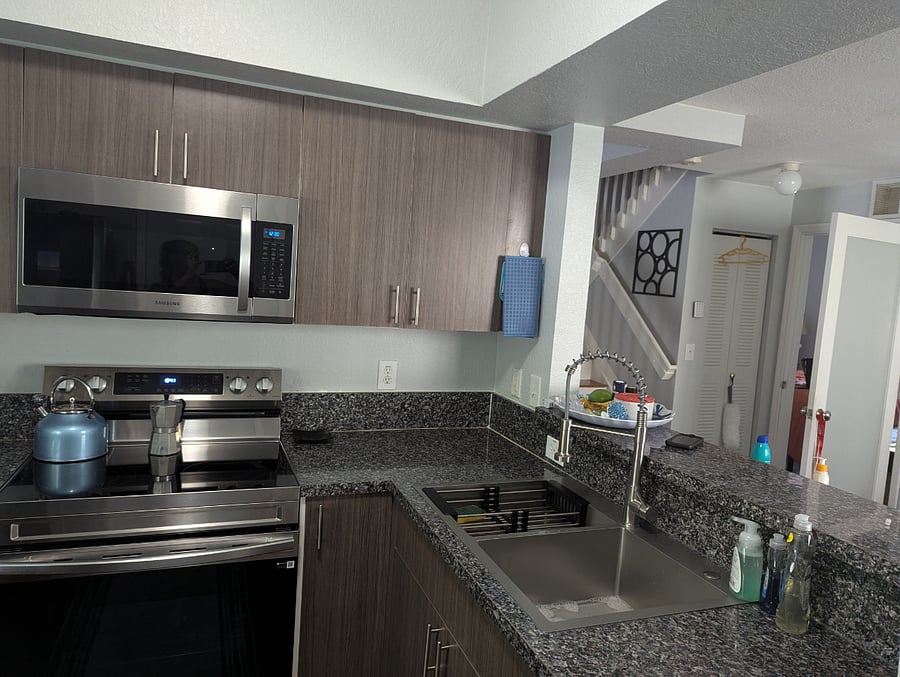 Furnished Finder property 869775_1 photo 3