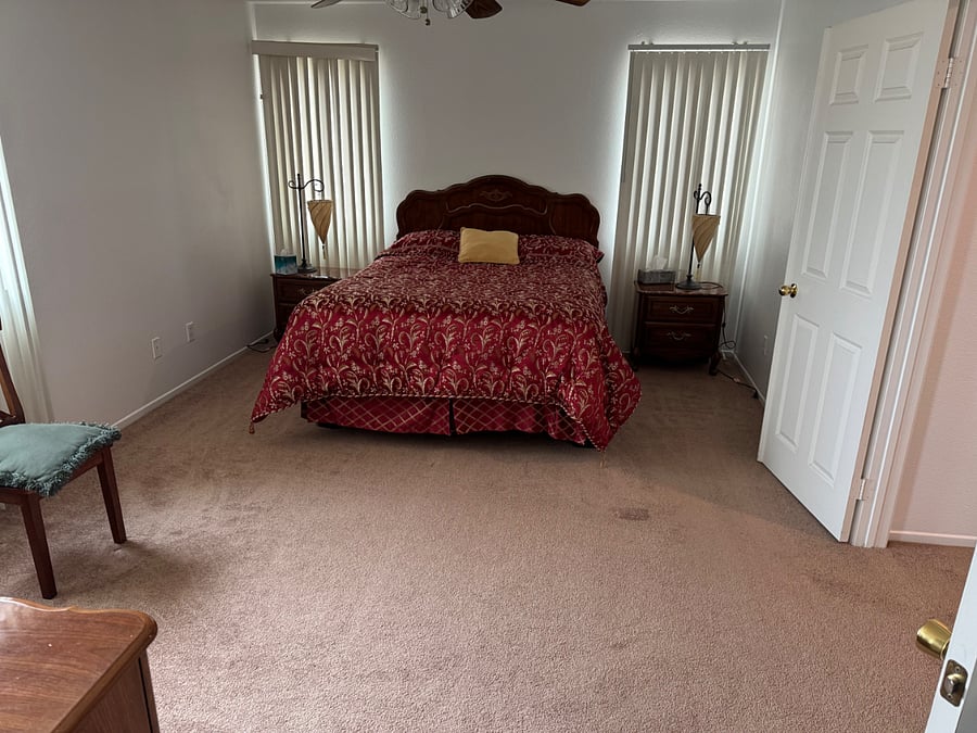 Oversized Master Bed with Onsuite, one walk in closet and one additional closet.