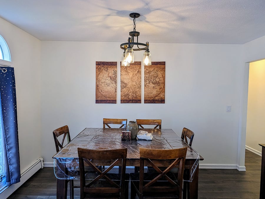 Dining area, next to the living room (shared space)