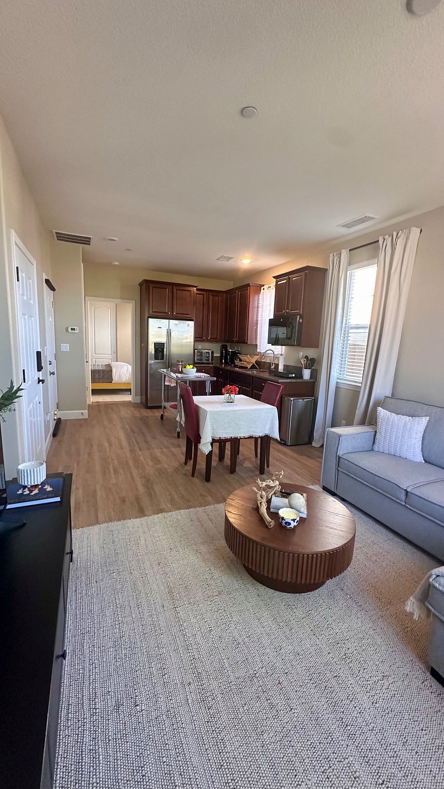 Furnished Finder property 869843_1 photo 5