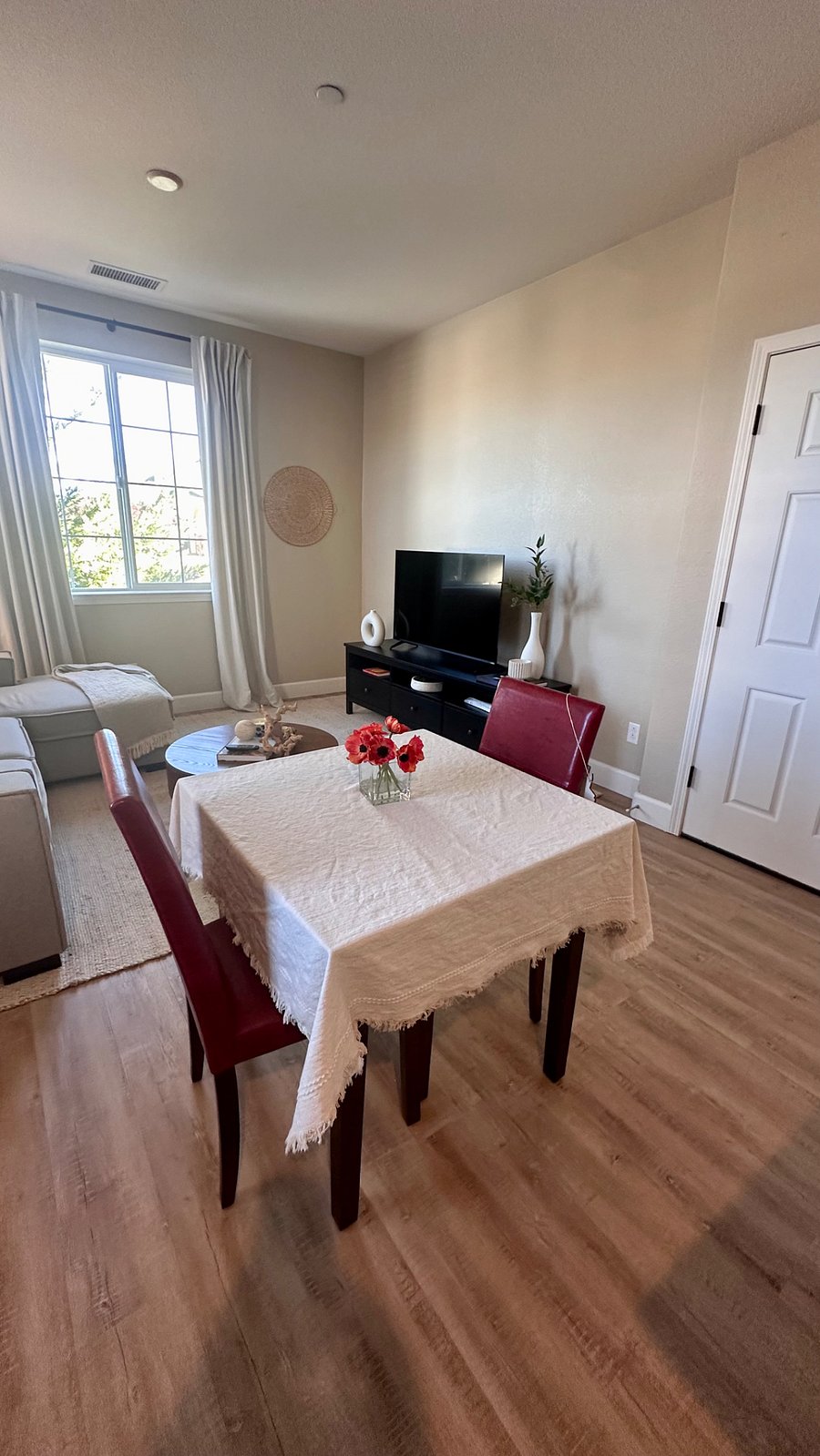 Furnished Finder property 869843_1 photo 6