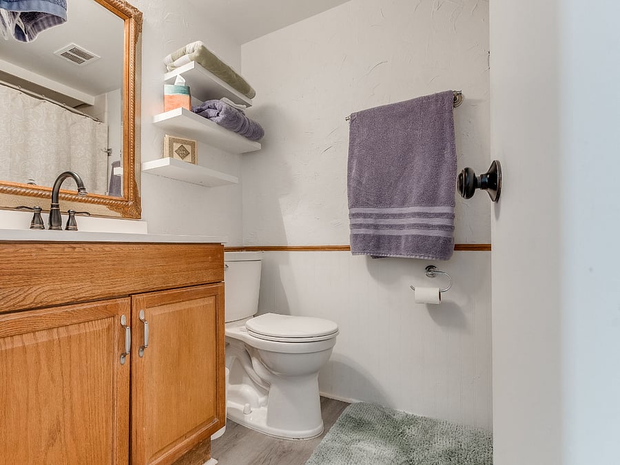 SANTA FE BATHROOM